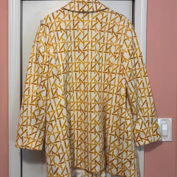 Dennis Basso Womens Jacquard Knit Button-Front Quilted Jacket - Gold/White (22W) - Picture 5 of 7